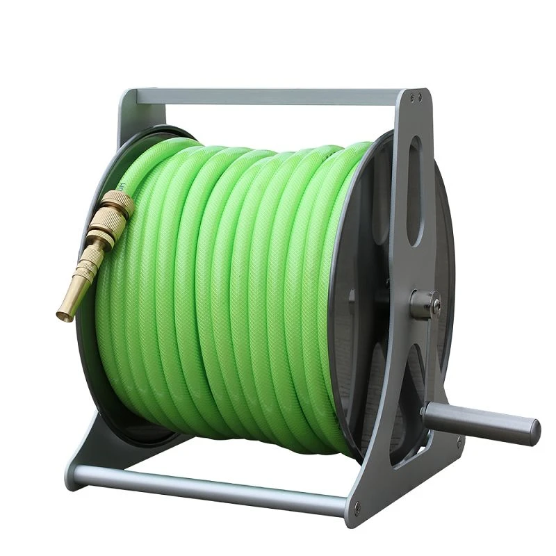 Sab nraum zoov Cua Hose Reel